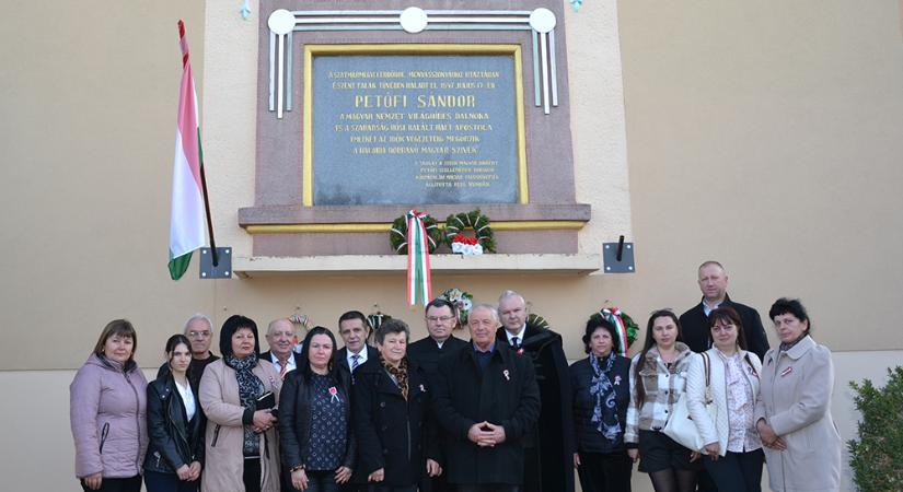 Március 15-ét méltatták Badalóban