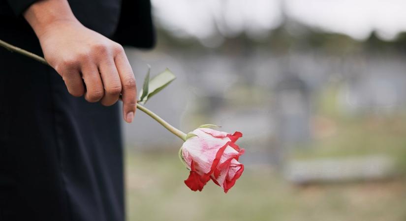 Szerelmi bánat miatt vetette ki magát a kilencedikről az óbudai gimnazista