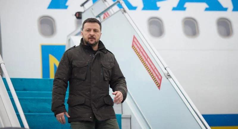 Zelenszkij Londonba érkezett, a látogatása királyi audienciával kezdődik