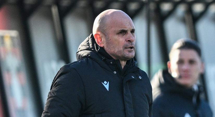 NB II: Tíz meccs után távozott a kieső helyen álló csapat vezetőedzője - hivatalos