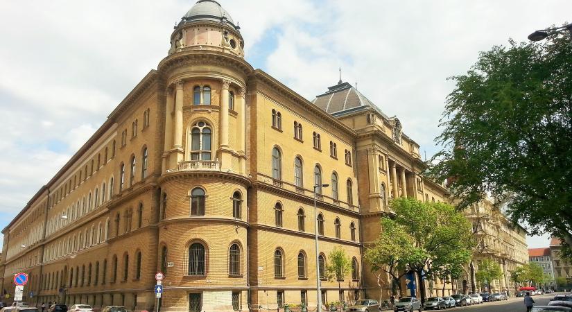 A bíróság szemben a kormánnyal: miért alkotmányellenes a szolidaritási pereket megszüntető kormányrendelet?