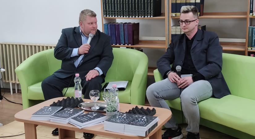 Bemutatták a vásárhelyi Bíró Rudolf első verseskötetét