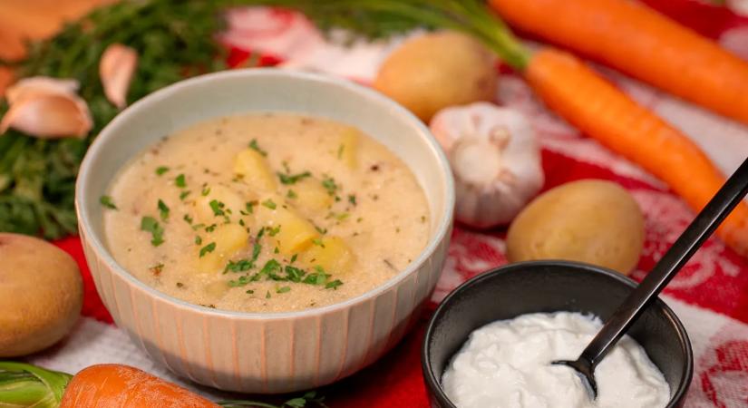 Tejfölös krumplileves, ahogy a nagyi készítette