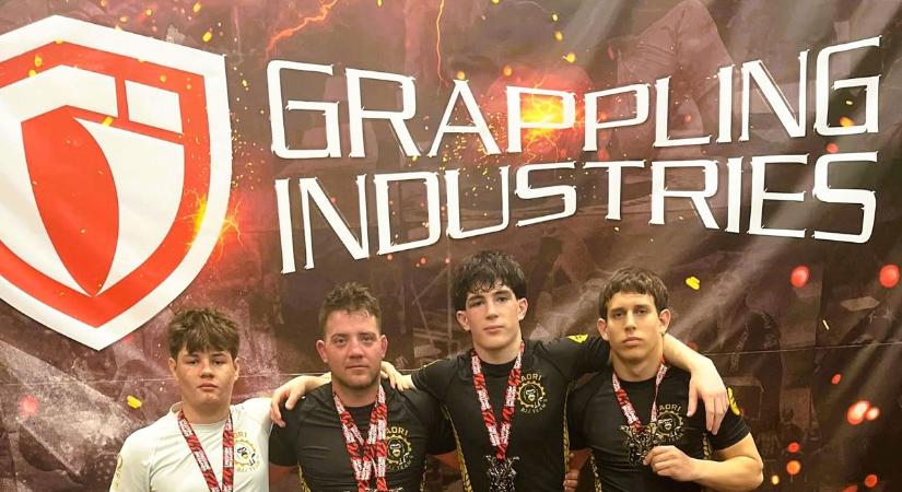 Szekszárdiak vívtak házidöntőt Újvidéken