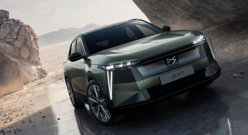 740 kilométeres hatótávú elektromos autóként, de benzinesként is jön az új DS N7