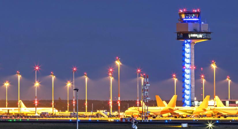 Teljesen megbénul az egyik legforgalmasabb európai repülőtér: több tízezer utas rekedhet a földön