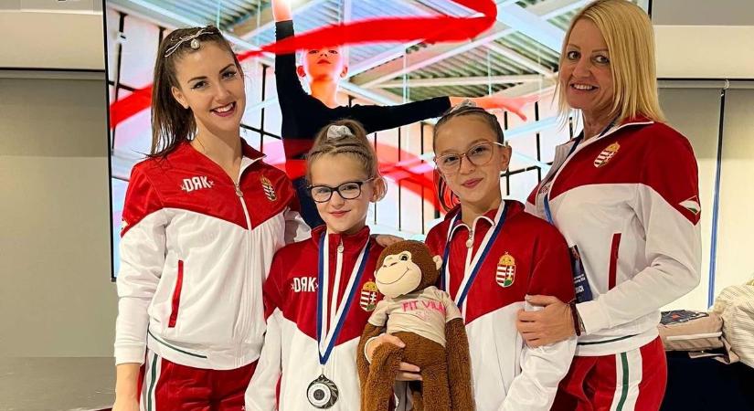 Micsoda cirkusz: tehetséges légtornász lányok a porondon Győr-Moson-Sopronból - fotók