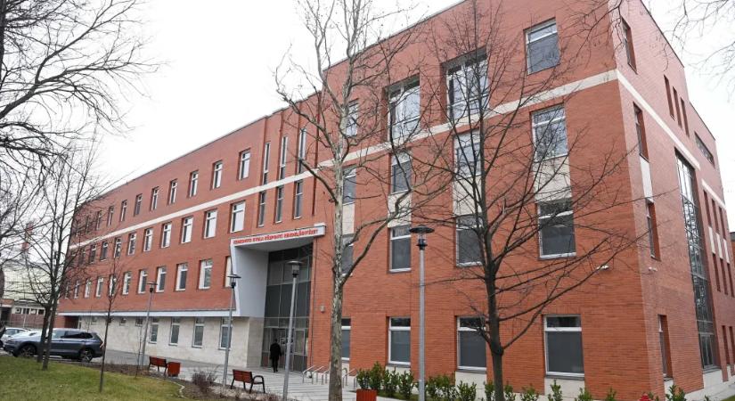 Hét orvos felmondott a Bajcsy-Zsilinszky Kórház belgyógyászati osztályán