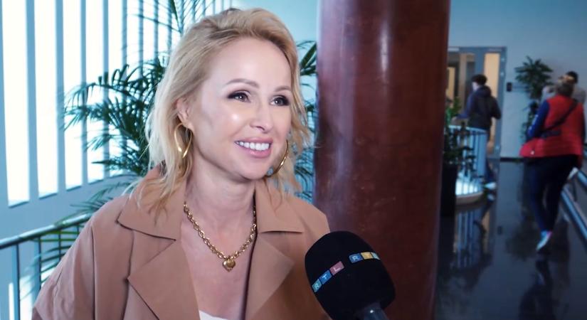 Köllő Babett eddig sosem látott képet villantott: így nézett ki édesanyja 21 évesen!