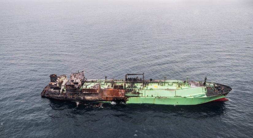 Ketyegő bomba, orosz szellemtanker szabadult el a Földközi-tengeren, fűhöz-fához könyörög segítségért a szigetország