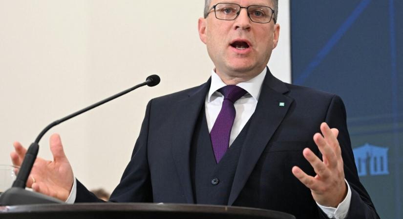 Tíz év után kerekedett országos politikai botrány egy osztrák kisváros adóhivatali pályázatából