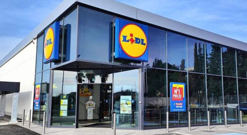 Új LIDL áruház épül Csepel–Királyerdőben – időkapszulát helyeztek el a beruházás kezdetén