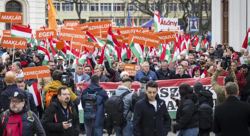 Orbán Viktor: Egerben is nagyot szólt a Békemenet