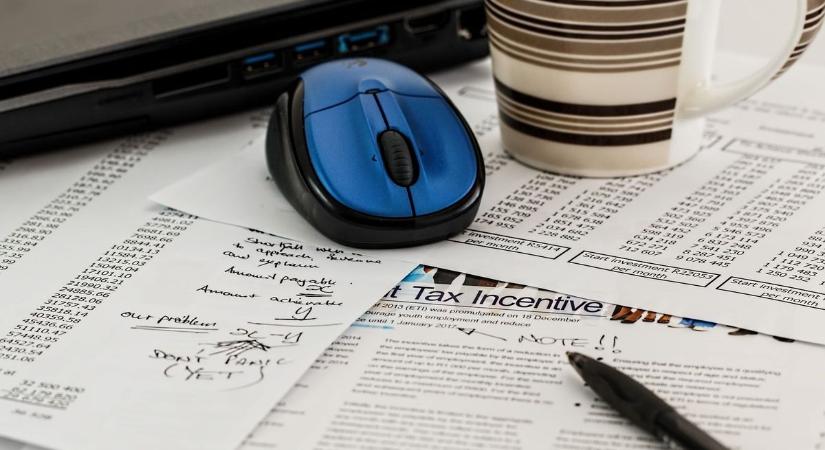 Fontos üzenet a NAV-tól: az szja-bevallásból nem maradhatnak ki a következő jövedelmek