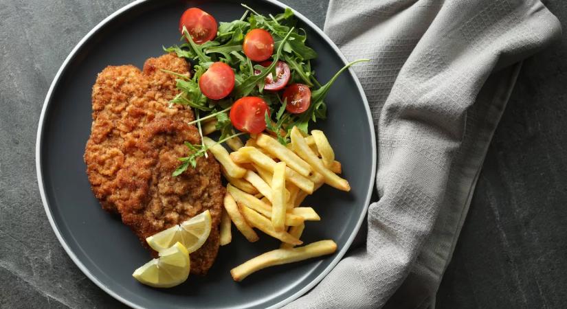 Így lesz tökéletes a rántott hús: az osztrákok titkos trükkje