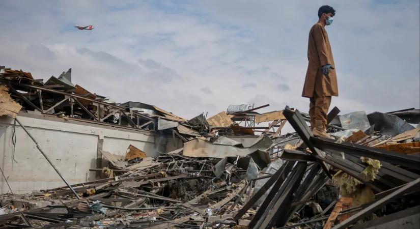 Pakisztáni légicsapás ért egy kabuli drogrehabilitációs kórházat, legalább százan meghaltak