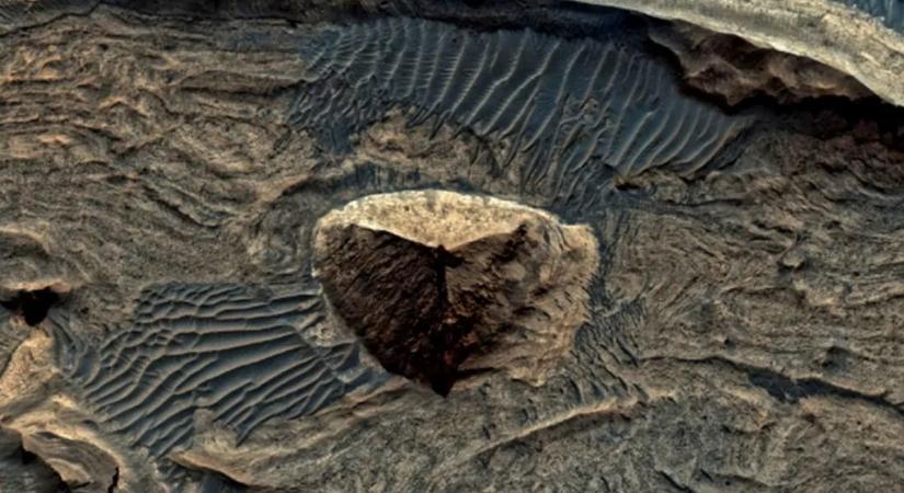 Piramist találtak a Marson? – egyesek szerint egy ősi civilizáció nyomaira bukkantak