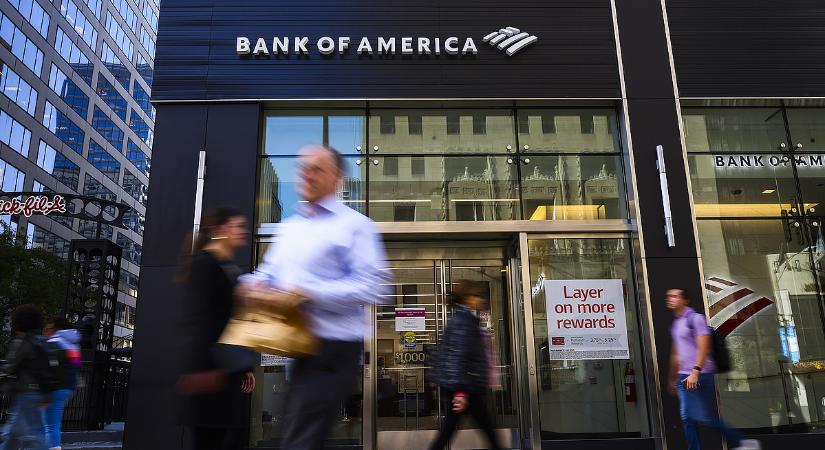 Profit a gyötrelemből: a Bank of America is fizet az Epstein-ügy áldozatainak