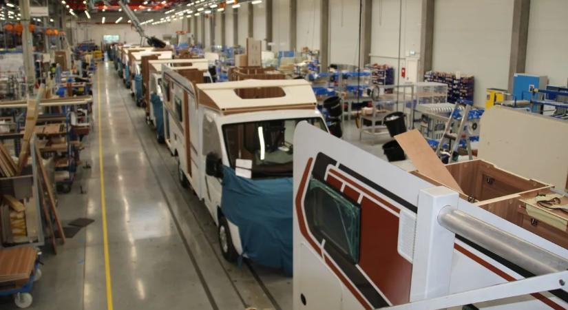 Lakóautókat gyártó cég 50 munkahelyet teremt Nógrádban