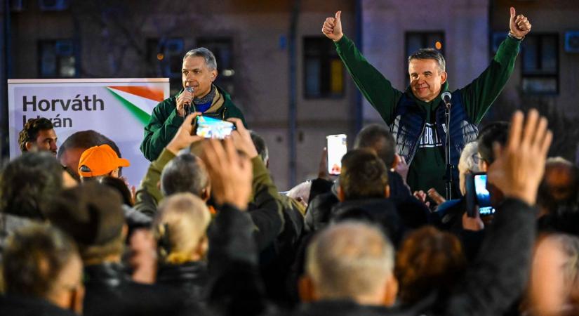 Vidéki csávók kellenek a Parlamentbe – Lázárinfó Szekszárdon (képgaléria és videó)