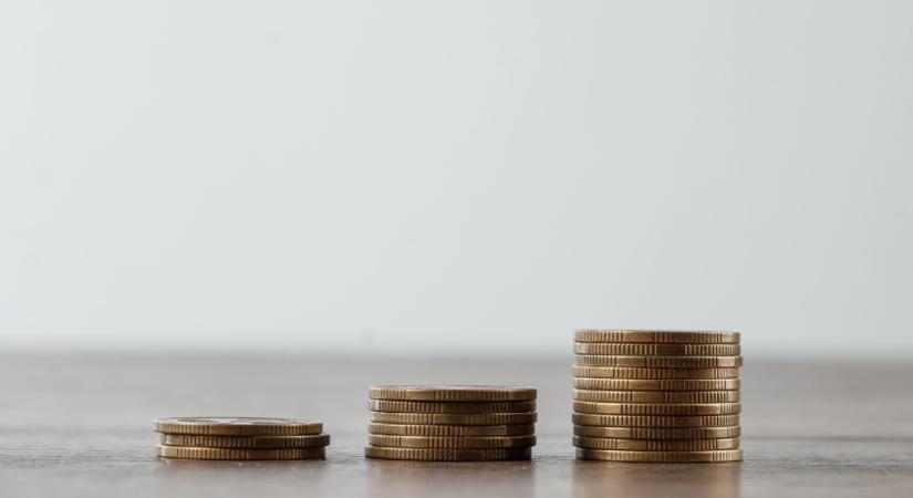 Ezek most a legjobb betéti kamatok új pénzre