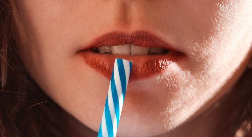 2 új ízesítéssel érkezik milliók kedvenc itala, 500 ezer kóstolót osztanak szét belőle