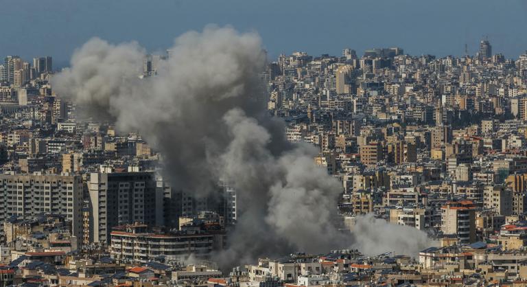 „Fel fogjuk kutatni, meg fogjuk találni, és semlegesíteni fogjuk” – Izrael kemény üzenetet küldött Irán legfelsőbb vezetőjének - Az Index percről percre tudósítása a közel-keleti eseményekről