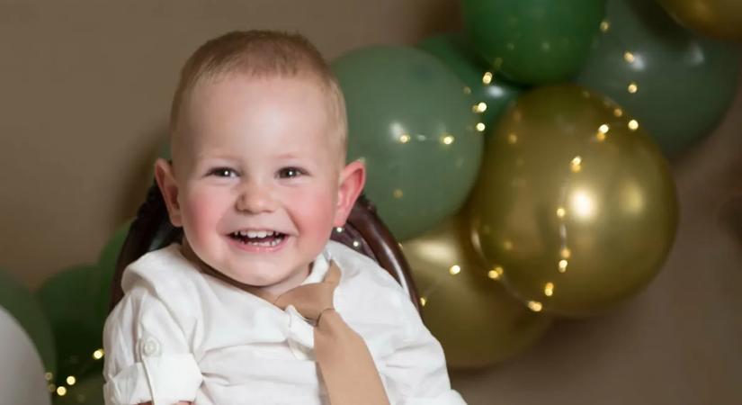 Az oxigénhiányosan született Noel legyőzte a lehetetlent – Annyi pénz gyűlt össze a „csokitolvaj” kisfiúnak, amiről álmodni sem mertek!