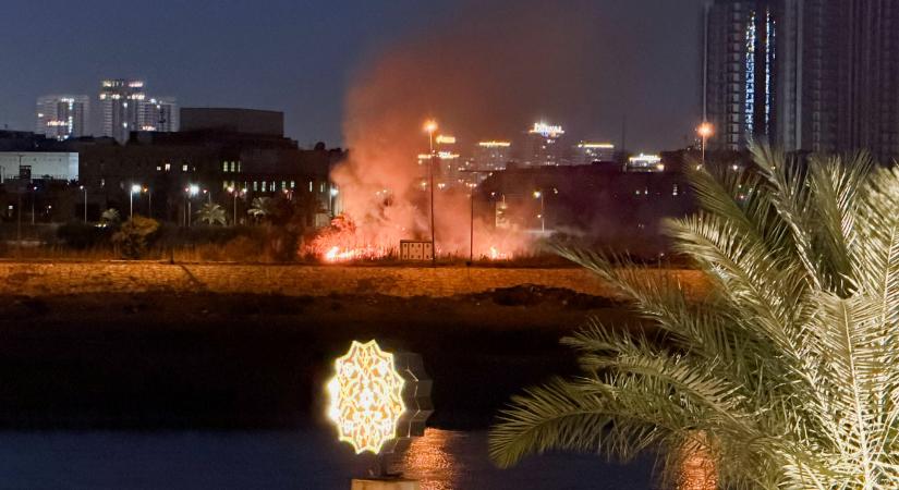 Az Egyesült Államok bunkerromboló óriásbombákat vetett be a Hormuzi-szorosnál, Irán lőtte Tel-Avivot, Izrael Bejrútot, Bagdadban megtámadták az amerikai nagykövetséget