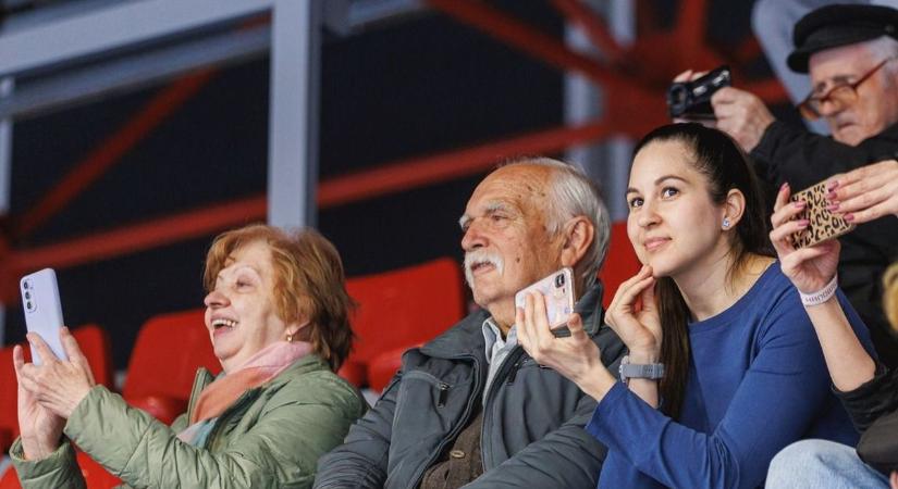 Így kell ezt csinálni! Így szurkoltatok a DVSC Schaeffler - Budaörs mérkőzésen! - fotókkal!