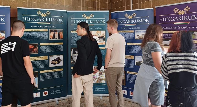 A nemzet kincseit bemutató kiállítás érkezik a településre