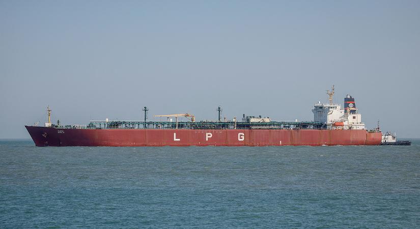 Hormuzi-szoros: Irán kemény üzenetet küldött