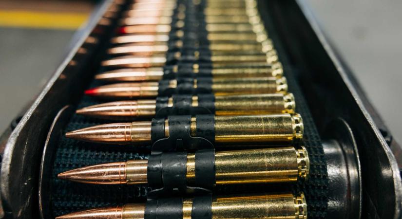 Orbán Viktor: Három erő nyer a háborún, a fegyvergyárak, az energiacégek és a bankok