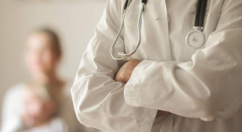 Csoportosan mondtak fel az orvosok a Bajcsy-kórházban: egyszerre 7-en is távoznak