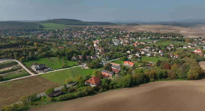 Idősek – otthonosabban – Versenyképes Járások Program – Tatabányai járás