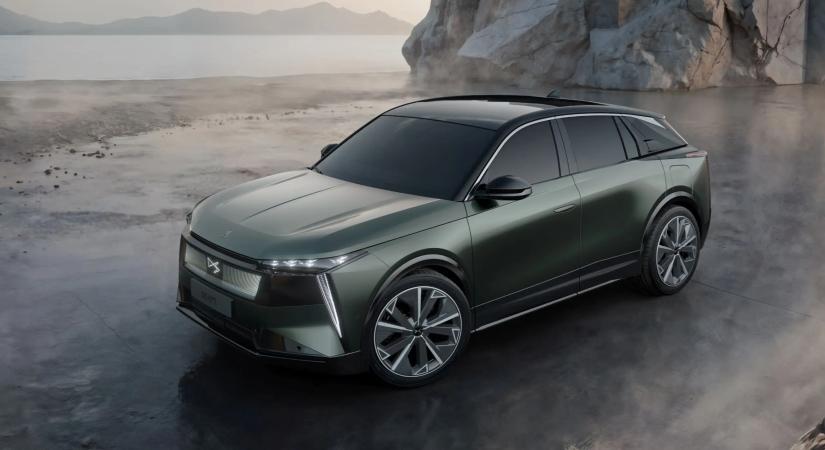 Világító emblémát és hűtőrácsot kap a franciák prémium SUV-ja