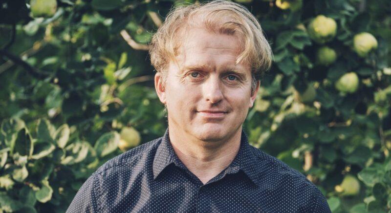 Megszólalt Lackfi János: édesanyja nem vett részt a Kossuth-díjáról szóló döntésben