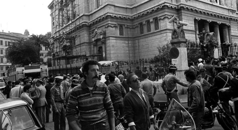 A római zsinagóga elleni, 1982-es merénylet ügyében lezárták a nyomozást: öt személyt gyanúsítanak