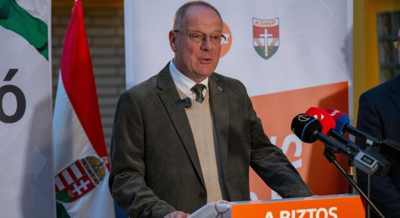 Országjáró fórum keretében érkezett Bajára Navracsics Tibor – fotók