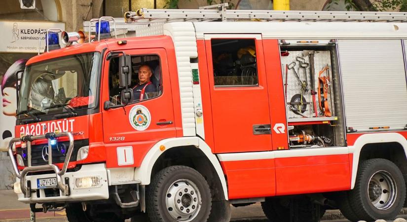 Két autó ütközött Kecskeméten