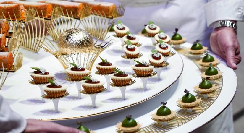 Becsusszant a magyar csapat a Bocuse d'Or lyoni világdöntőjében – étvágygerjesztő részletek