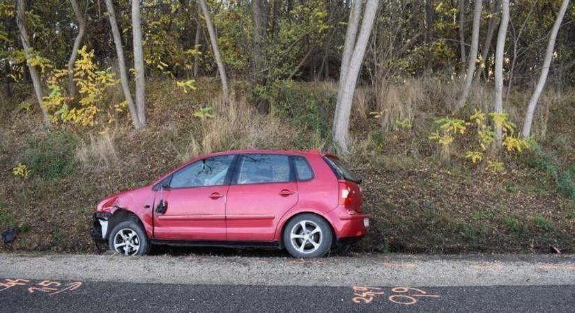 Balesetet okozott a teherautó sofőrje, megállás nélkül elhagyta a helyszínt