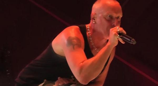 Zak Tell: "az amerikai elnökök a mai napig a saját meggazdagodásukért indítanak háborúkat"