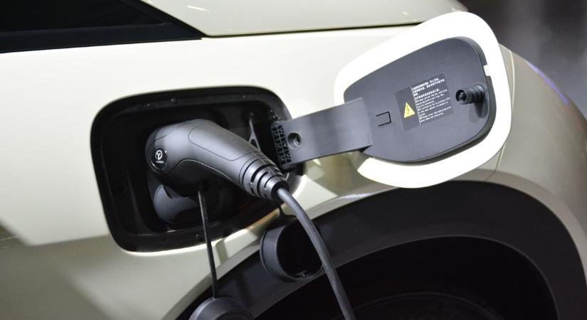 A BYD új akkumulátora átírhatja az európai autópiacot: maximális töltés ígérnek percek alatt