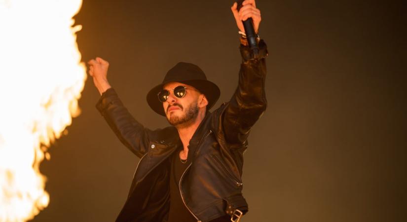 Két nappal a választás előtt Rendszerbontó Nagykoncertet tartanak Puzsérék, Azahriah is fellép