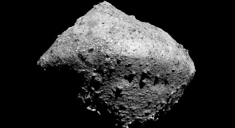 A földi élet építőelemeit találták meg a Ryugu aszteroidáról gyűjtött mintákban