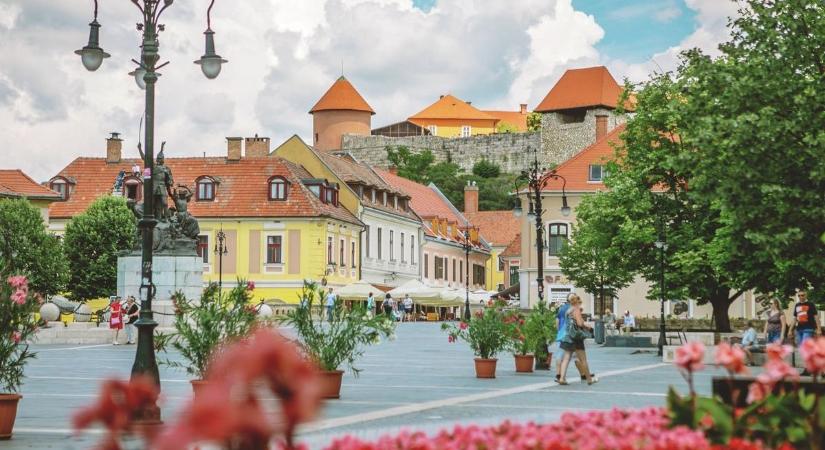 Tömegek célozták meg Egert: a telt ház ide enyhe kifejezés, valami sokkal nagyobb készül