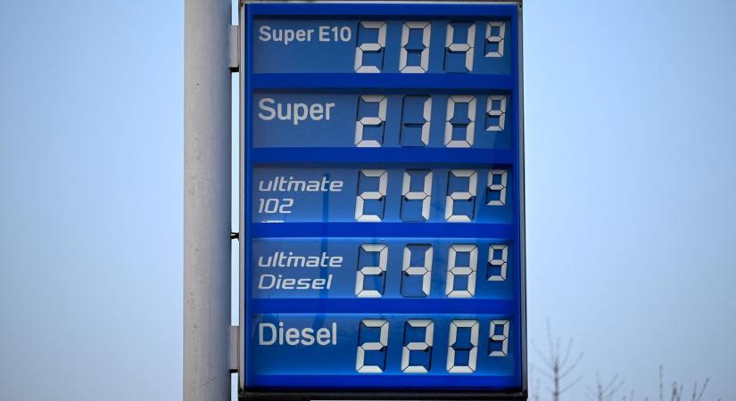 Ez a nap is eljött: csak találgatják, miért drágultak durván a magyarhoz képest a német üzemanyagárak