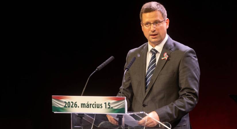 Ő Gulyás Gergely felesége: ritkán látni róluk közös fotót
