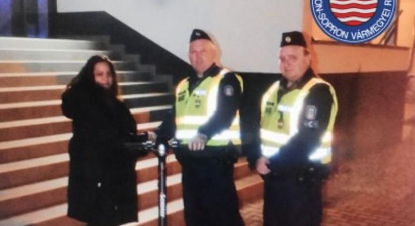 A buszról szúrta ki a rollertolvajt egy rendőrnő Sopronban